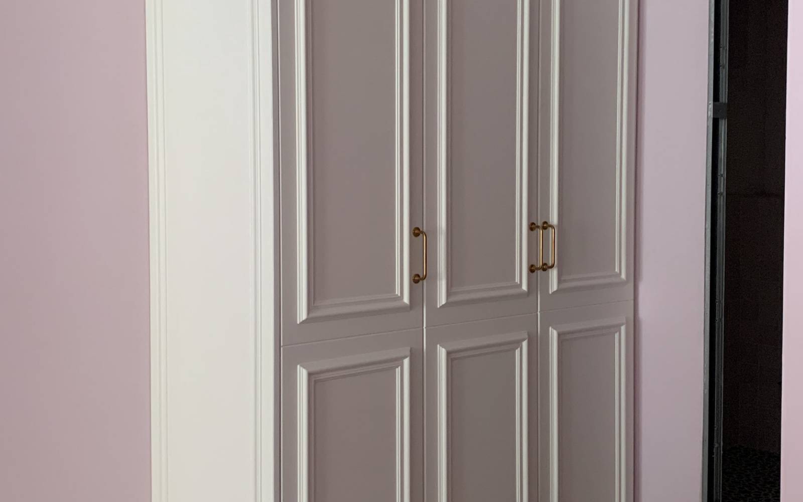 Cuisine style campagne avec meubles en bois à Megève 74 Haute Savoie