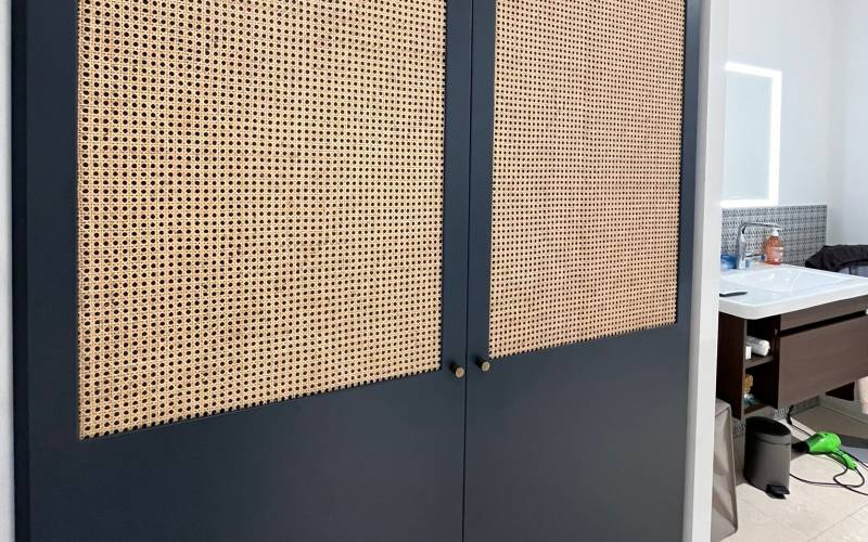 Dressing sur mesure en bois laqué à Genève